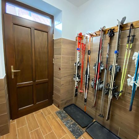Apartman Pod Bozim Darem ヤーヒモフ エクステリア 写真
