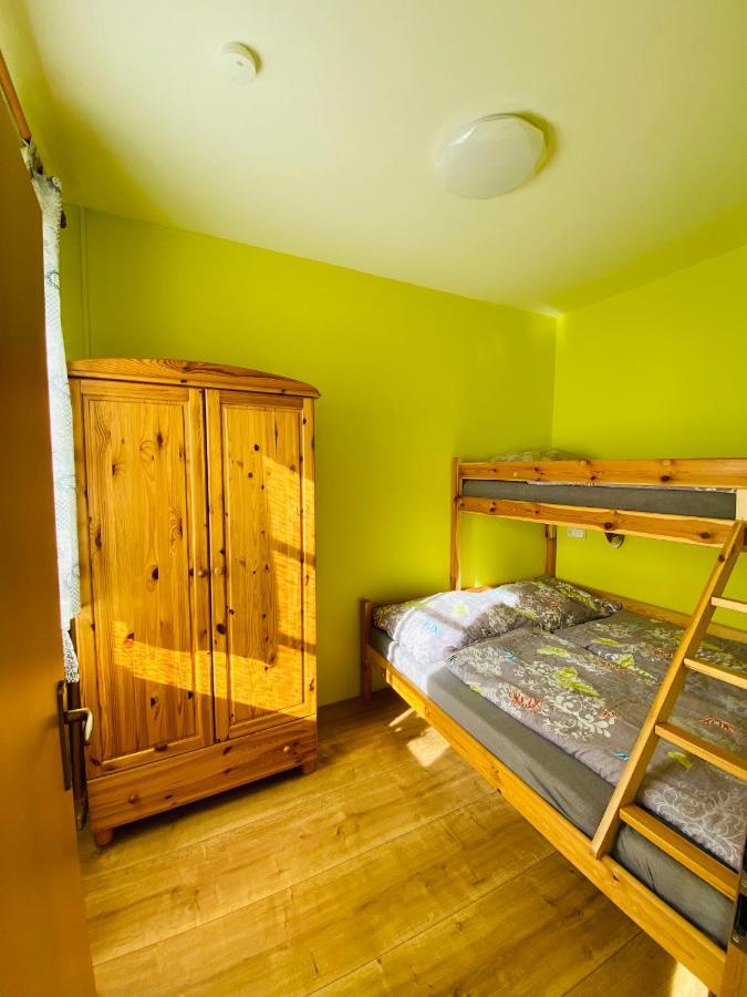 Apartman Pod Bozim Darem ヤーヒモフ エクステリア 写真